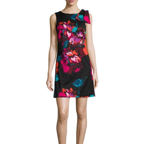 Trina Turk Dresses & Skirts - Trina Turk "Hanai" Sleeveless Floral Dress
